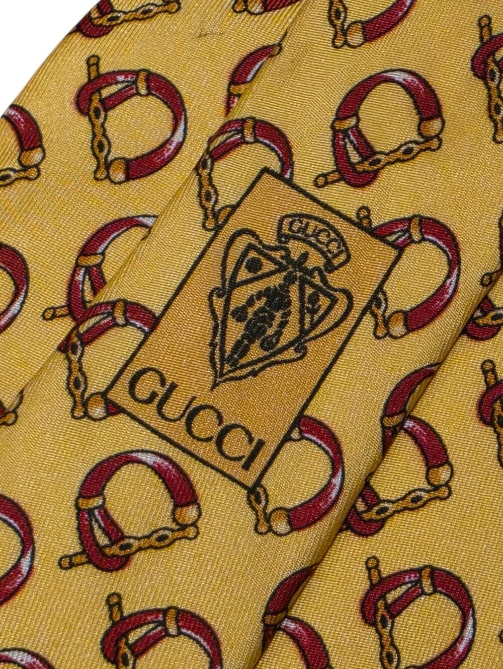 Gucci tie this